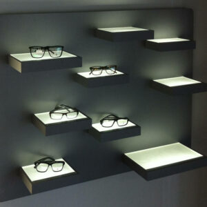 Etagères lumineuses pour lunettes