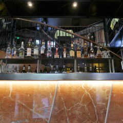 Bar lumineux en étain