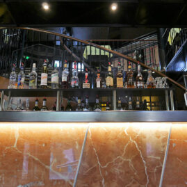 Bar lumineux en étain