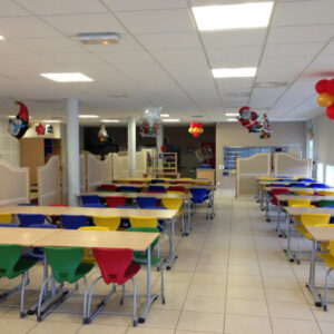 salle de restaurant de l'école internationale