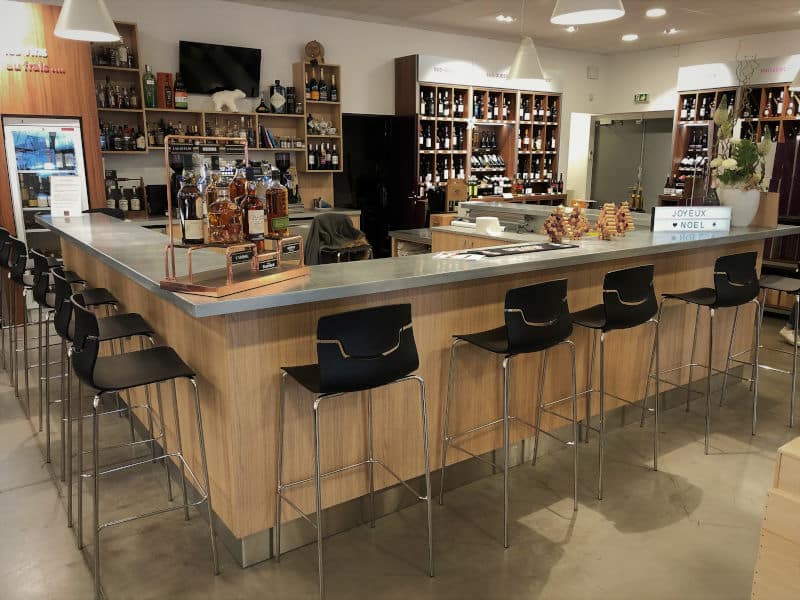 Comptoir zinc pour commerce vin