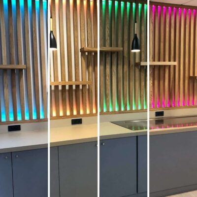 Desserte froide avec décoration bois chêne massif rétroéclairé