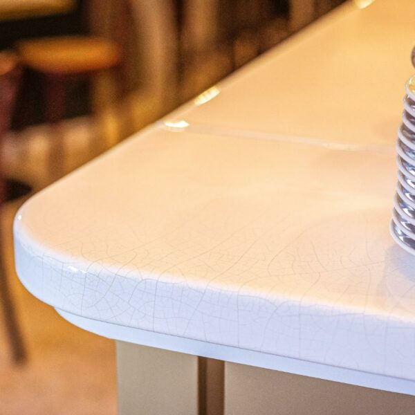 Dessus de bar en Pierre de Lave blanche